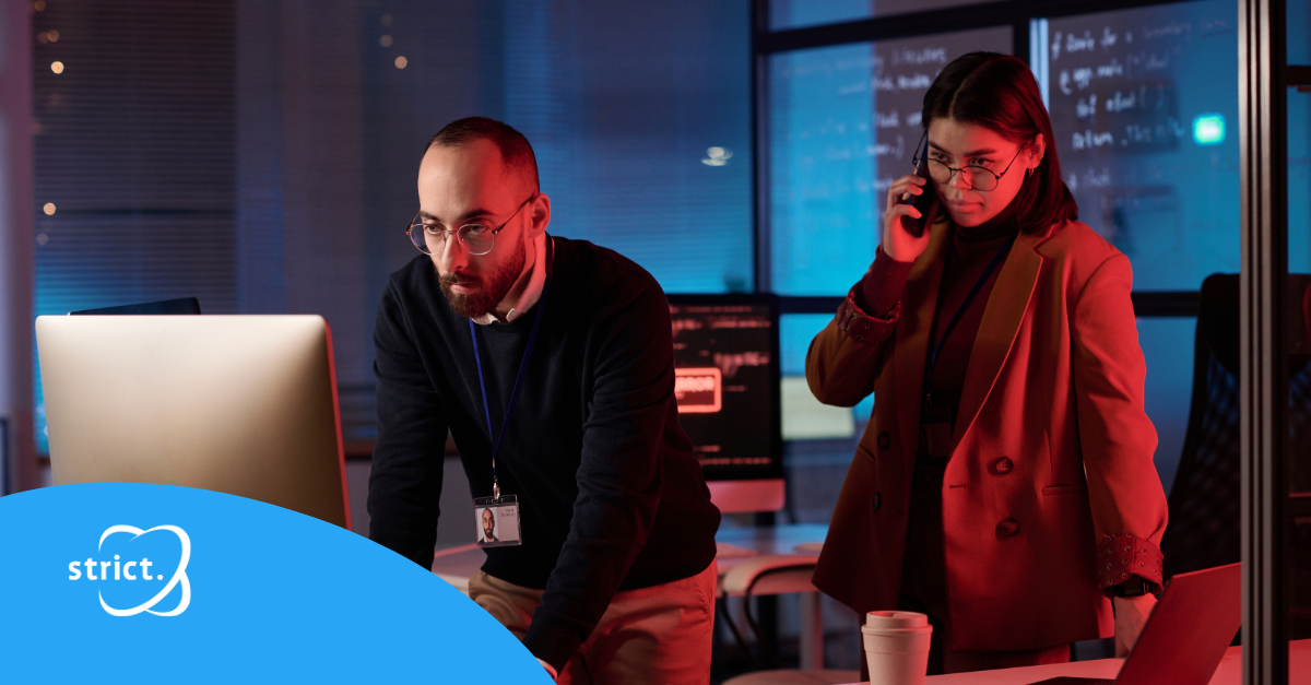 Mensen die reageren op hack in IT